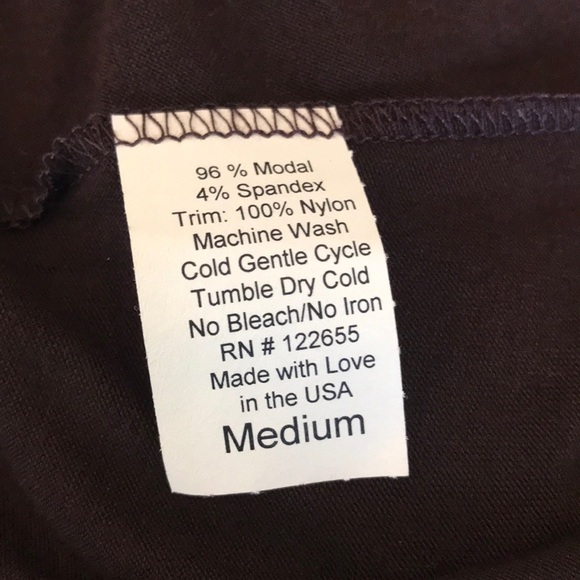 Inside Out Leopard Trimmed Tunic M NWOT - Picture 6 of 6